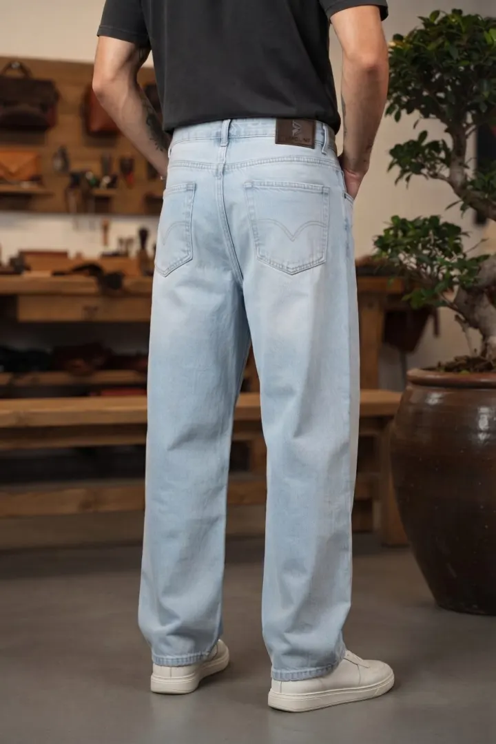 Bemount Bemount 90s Boulevard Baggy Jeans in Light Blue, back view