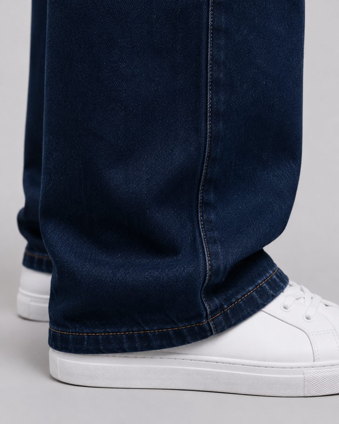 Bemount Bemount Midnight Blue Baggy Jeans in Midnight Blue, hem view