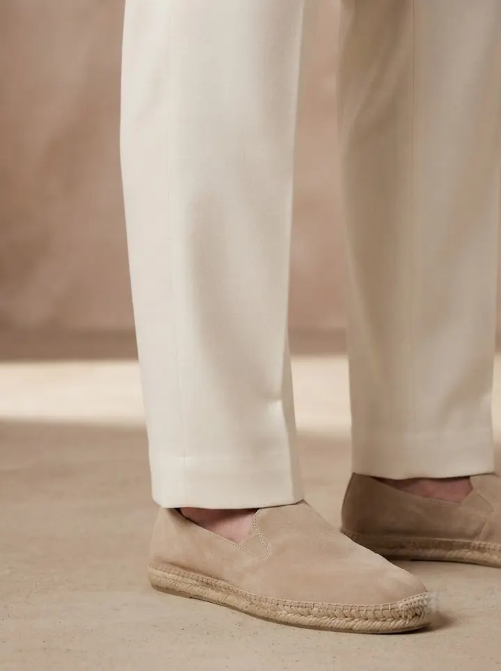 Bemount Amalfi Ecru Gurkha Trouser, hem view