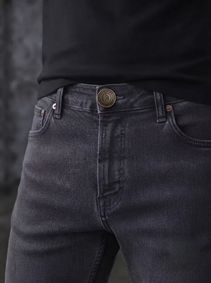 Bemount Bemount Essential Washed Black Straight Jeans in Washed Black, waist view